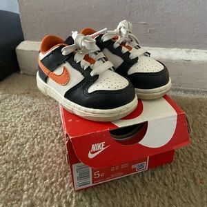 Nike Dunk Low ‘Halloween’ 5C